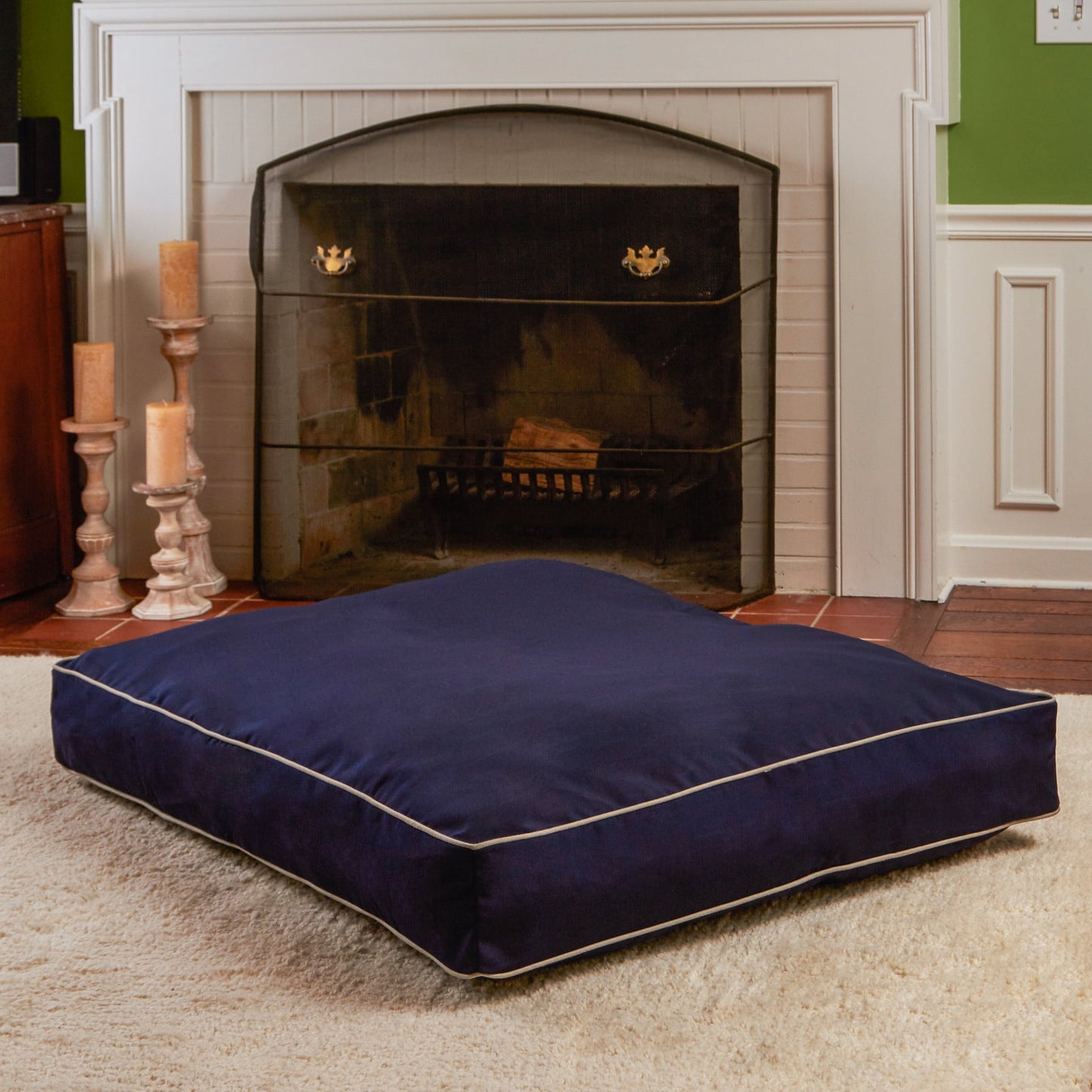 Happy Hounds Casey Indoor/Outdoor Pillow Style Dog Bed, Navy, Large (48 x 36 in.)